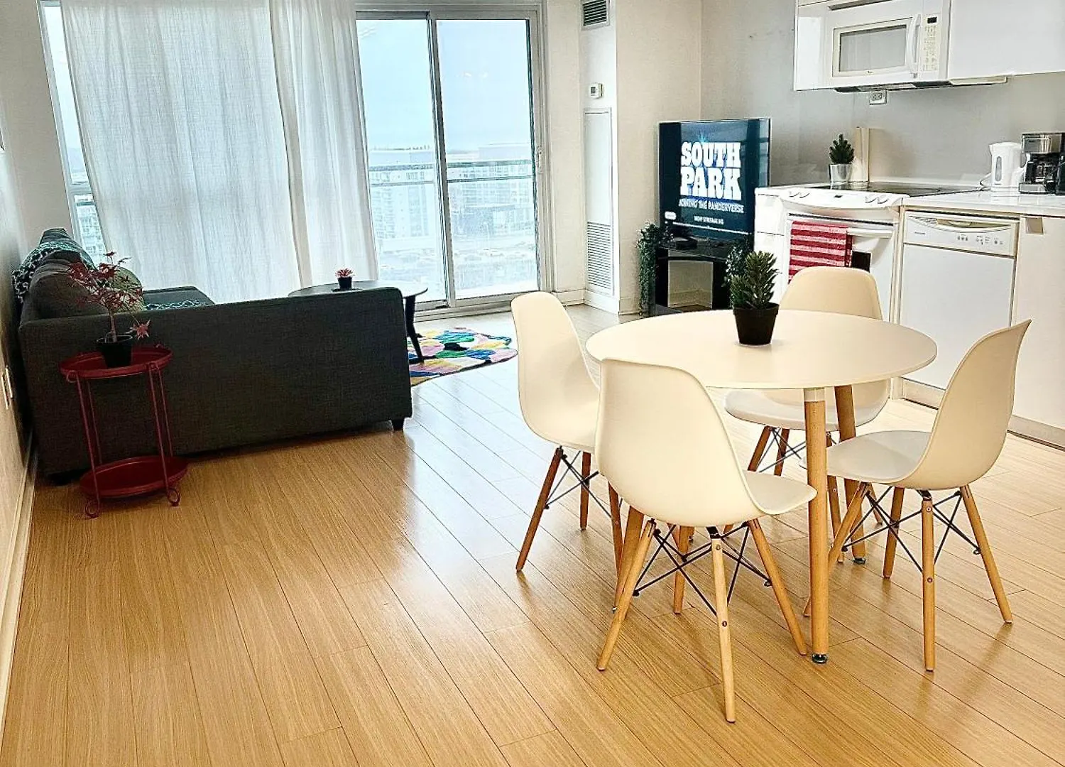 Lush Condo By Cntower - Free Parking Toronto